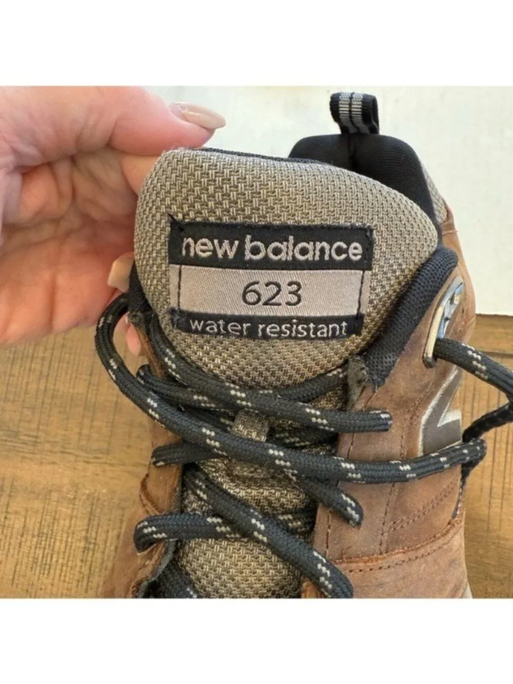 New Balance 623 Mens Size 8 D Cross Trainer Brown Leather MX623LT3 Sneakers